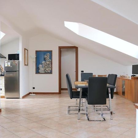 Ferienwohnung Attico In Corsico Exterior foto